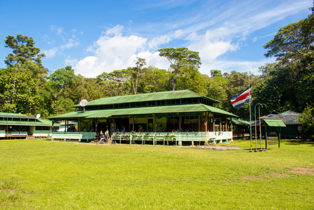 la Sirena rangerstation in Corcovado nationaal park