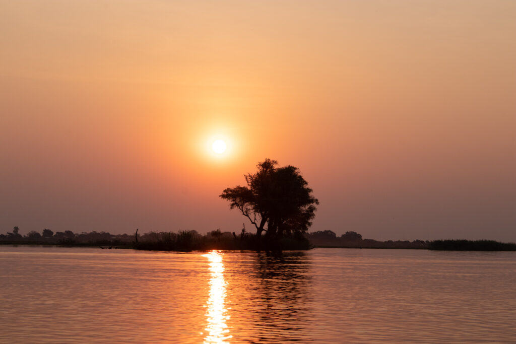 Zonsondergang boven de Chobe rivier