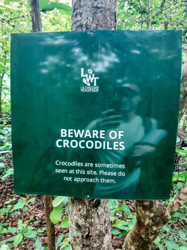 Waarschuwingsbord in het Lilongwe Wildlife Centre