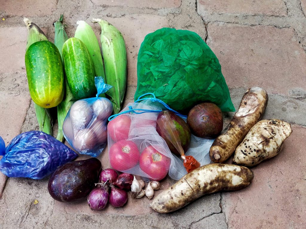 Boodschappen in Malawi, alles wat vers is komt van de markt