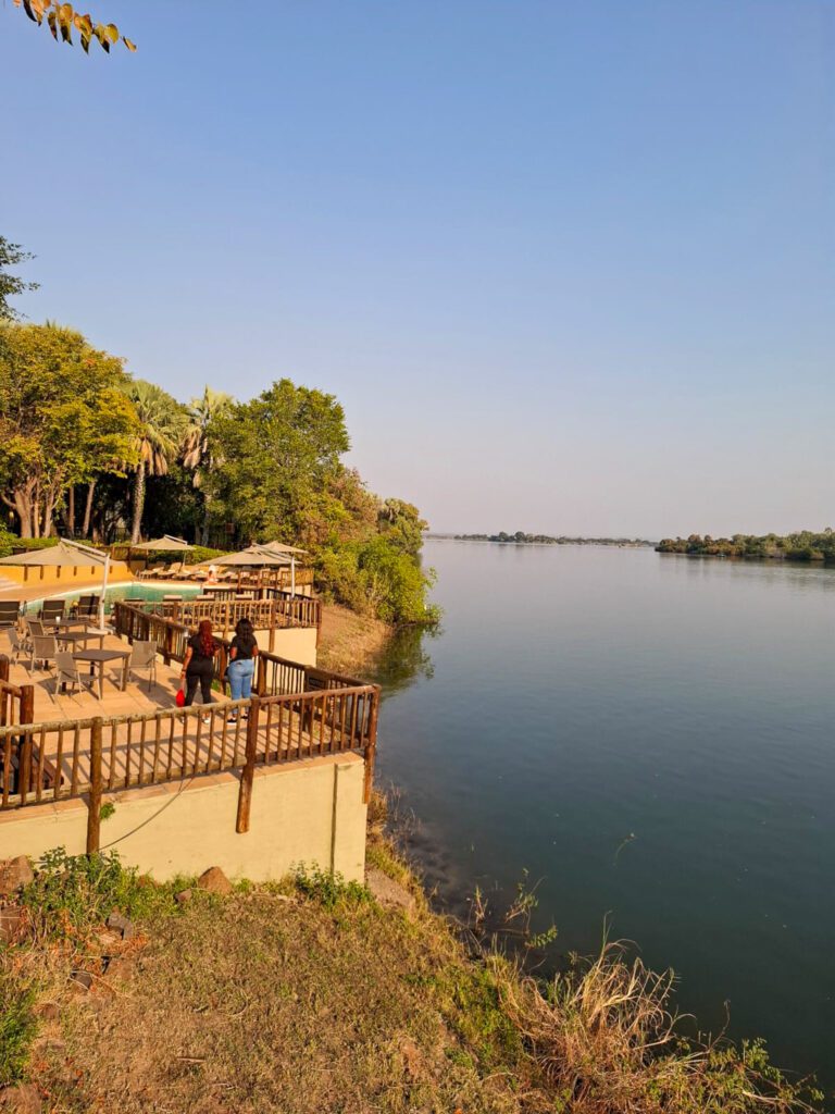 Uitzicht over de Zambezi bij The David Livingstone Safari Lodge and Spa