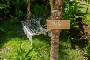 Maze lodge siesta time